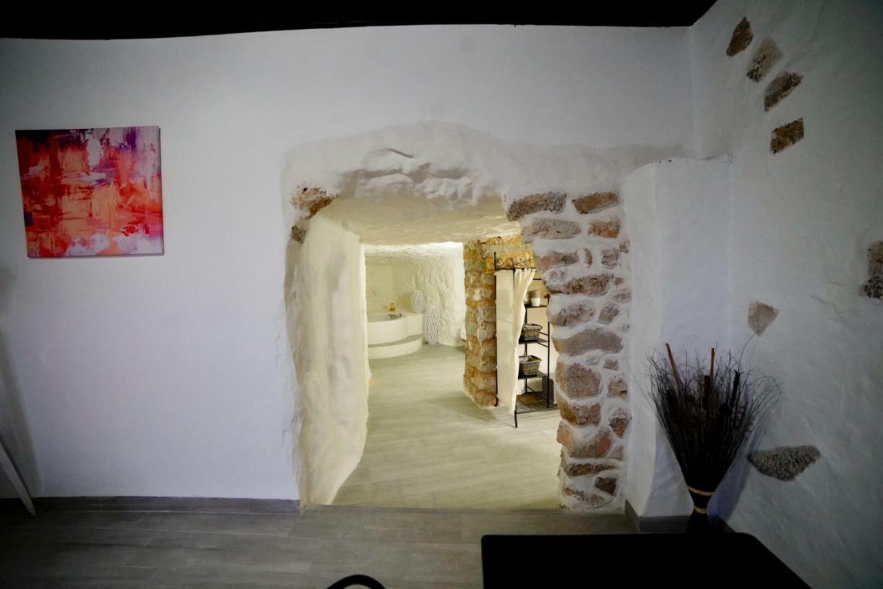 Casa Rural Las Colmenas Alcala del Jucar Exterior photo